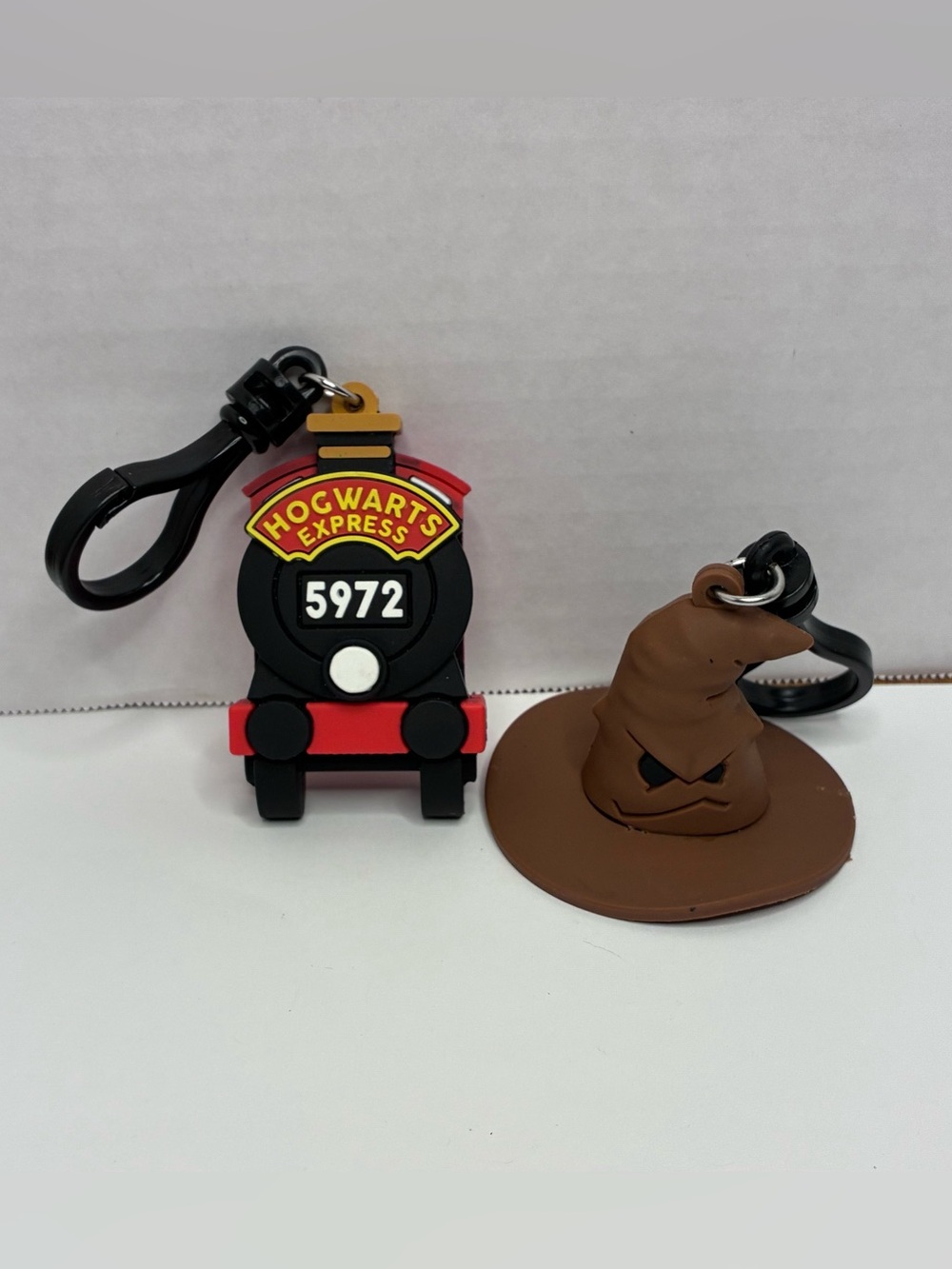 Harry Potter Hogwarts Express And Sorting Hat Bundle Rubber Figural Clips Key